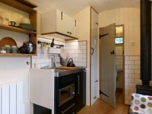 Noddfa shepherd hut at Studio-W in Mid Wales